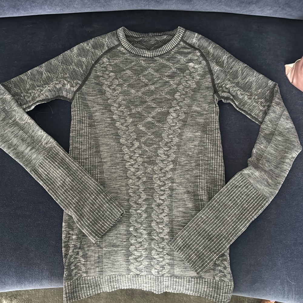 Lululemon long sleeve top